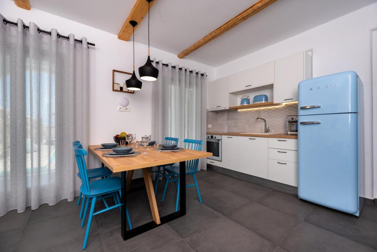 Modern Dome Homes Of Santorini Perissa  Ngoại thất bức ảnh